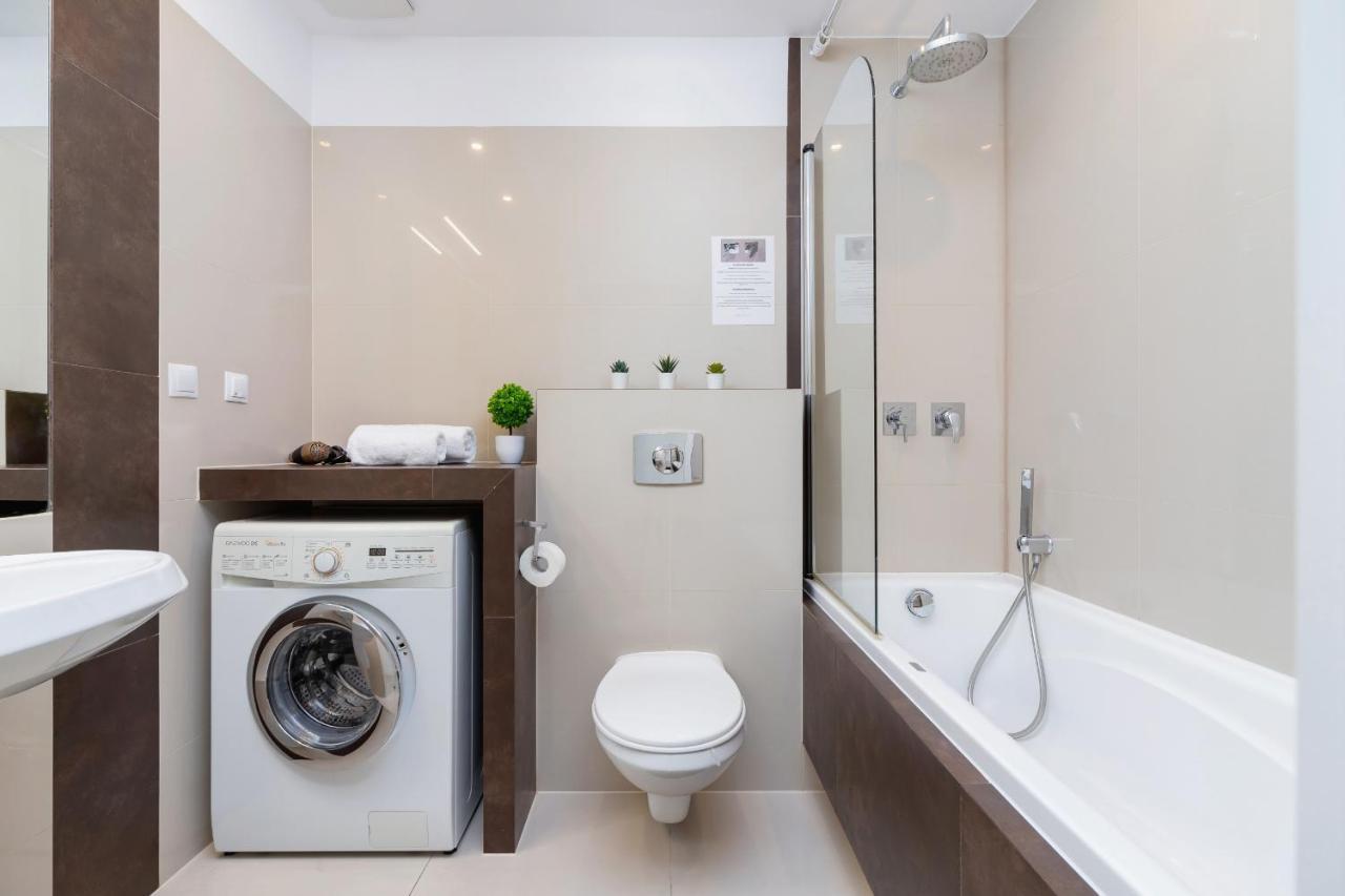 łobzowska Cracow By Renters Apartament *